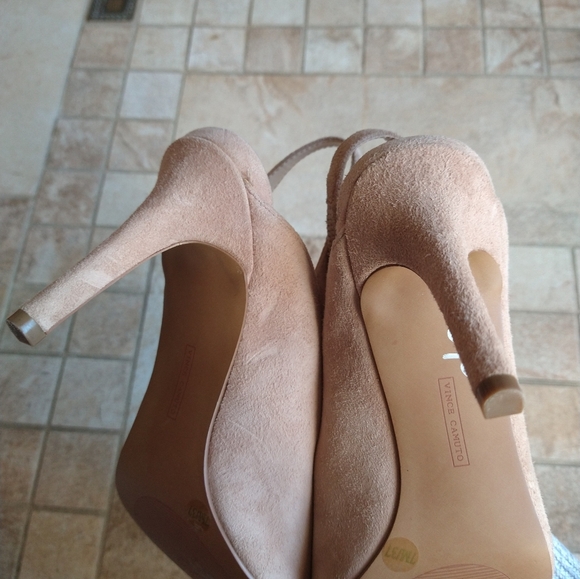 Vince Camuto Genuine Suede Heeled Sling back pump Size 7 - Picture 6 of 8